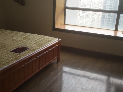 3室2廳1陽(yáng)臺(tái) 荷塘月色