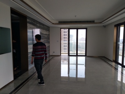 3室2廳1陽臺(tái) 金康園