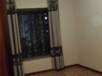 3室2廳2陽臺 華都花園B區(qū)臥室