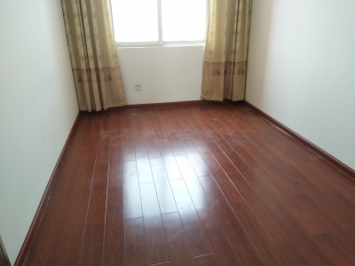 4室2廳2陽臺 ??禍厝▓@