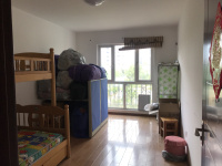 3室2廳2陽(yáng)臺(tái) 世紀(jì)城望春苑臥室