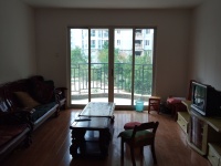 3室2廳2陽(yáng)臺(tái) 世紀(jì)城望春苑客廳