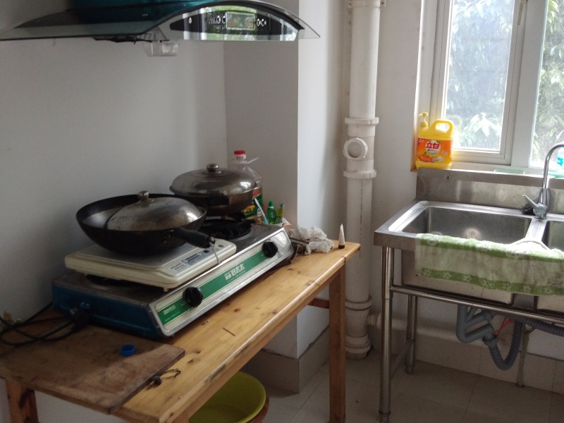 3室2廳2陽(yáng)臺(tái) 世紀(jì)城望春苑廚房