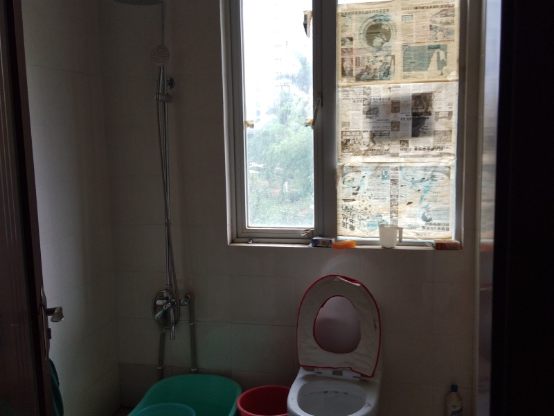 3室2廳2陽(yáng)臺(tái) 世紀(jì)城望春苑衛(wèi)生間