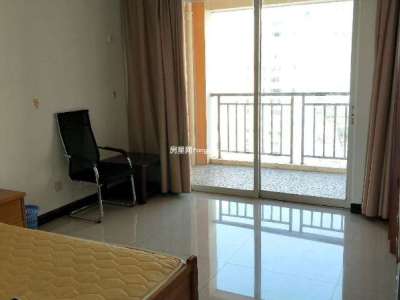 6室2廳2陽臺 世紀(jì)城華春苑