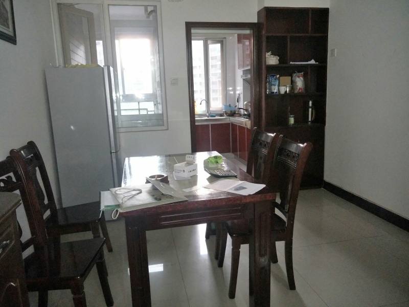 3室2廳2陽臺(tái) 世紀(jì)城玉春苑餐廳