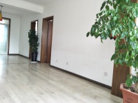 2室2廳1陽(yáng)臺(tái) 齒輪廠職工單位房門廳