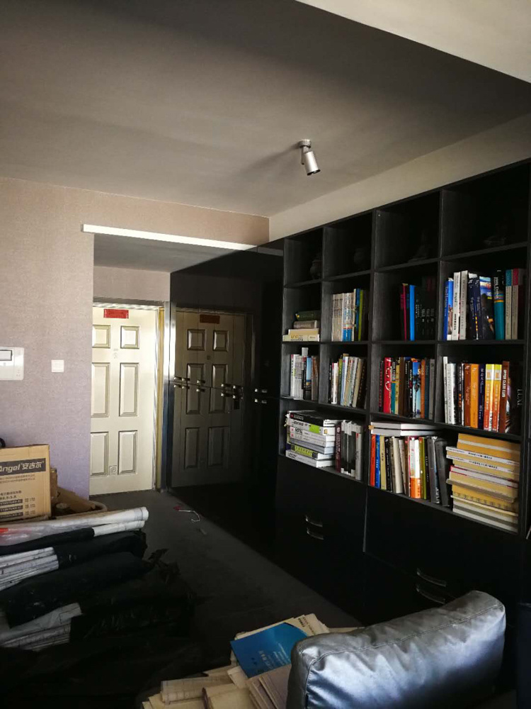 1室1廳1陽臺 濱江俊園回遷組團(tuán)餐廳