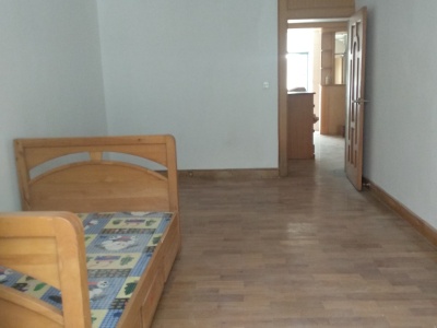 3室1廳2陽臺 東風(fēng)東路112號