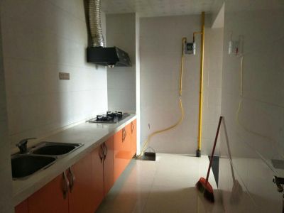 3室2廳2陽(yáng)臺(tái) 海倫國(guó)際貝寧區(qū)