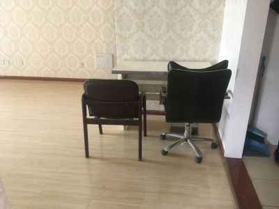 3室2廳1陽(yáng)臺(tái) 錦悅四季花園小區(qū)