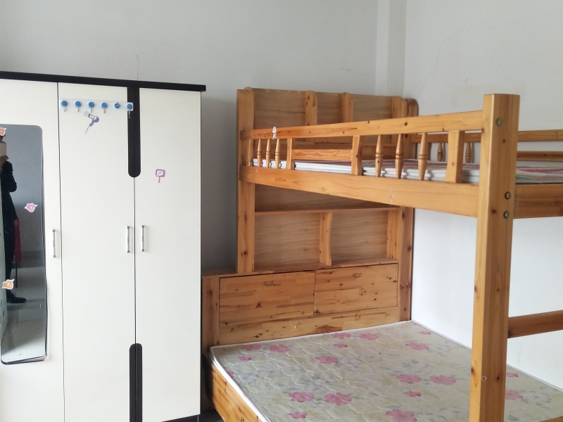 1室1廳1陽臺(tái) 凱旋花園臥室