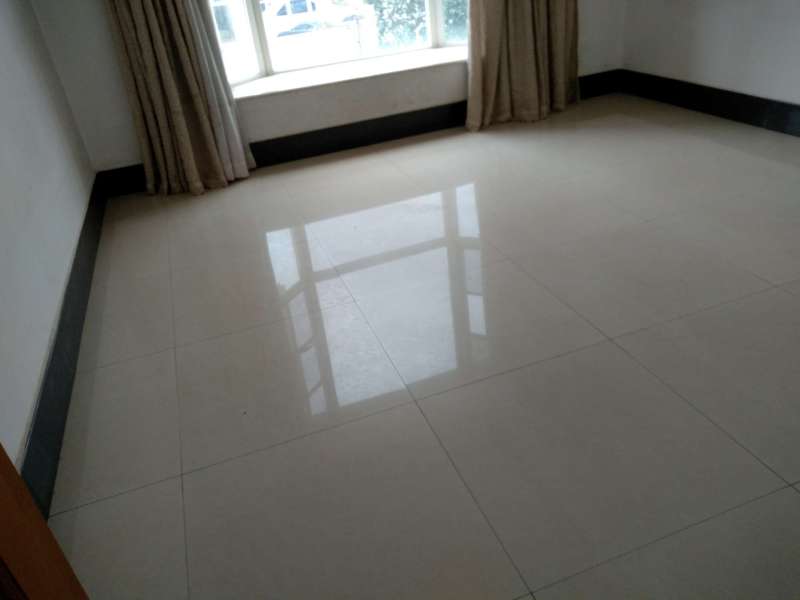 2室2廳1陽臺(tái) 云鑫苑臥室