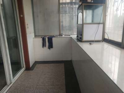 3室2廳1陽臺(tái) 頤園里