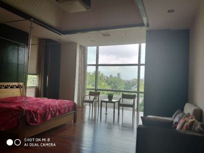 5室3廳3陽(yáng)臺(tái) 滇池高爾夫別墅