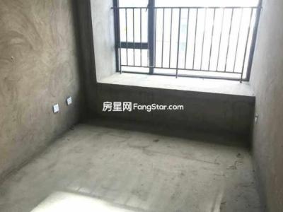 3室2廳2陽臺 潤城十區(qū)