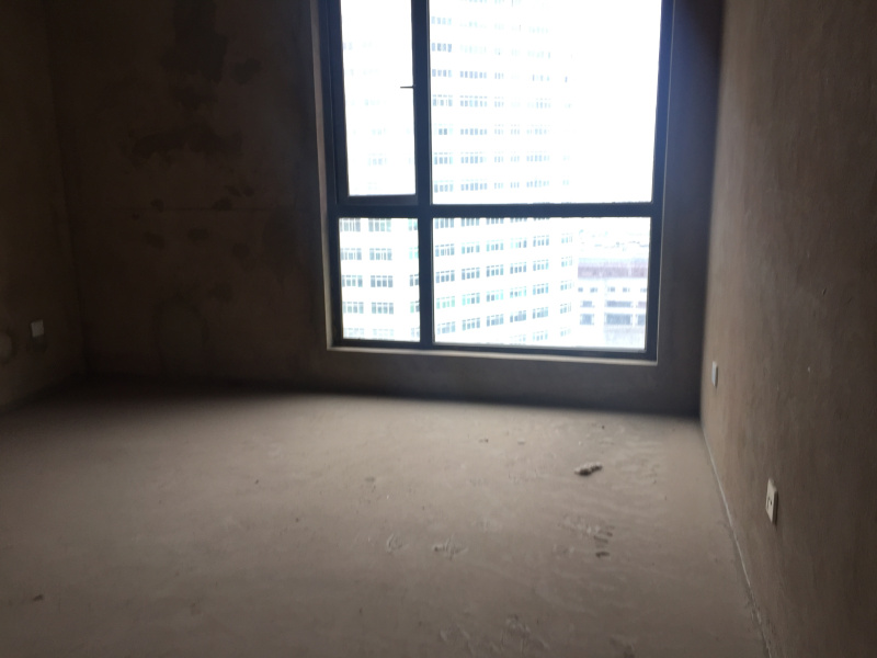 6室2廳2陽(yáng)臺(tái) 同德昆明廣場(chǎng)B區(qū)臥室