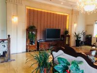 3室2廳 滇池衛(wèi)城紫嶼客廳