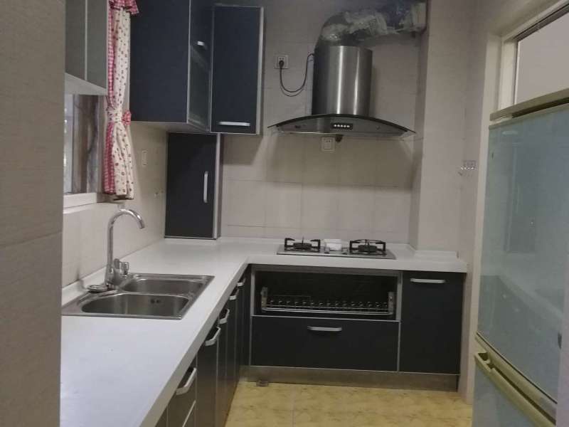 3室2廳2陽臺 盛世豪庭一、三期廚房