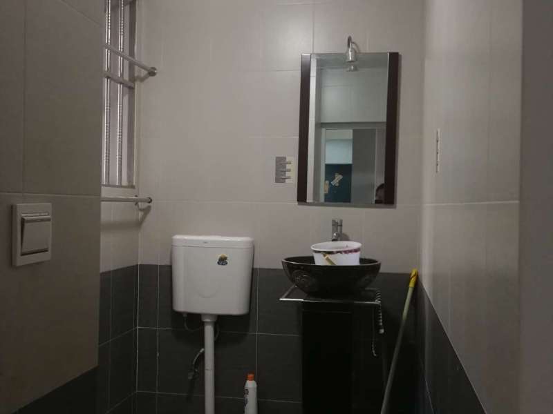 3室2廳2陽臺 盛世豪庭一、三期衛(wèi)生間