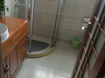 1室1廳1陽(yáng)臺(tái) 中央麗城