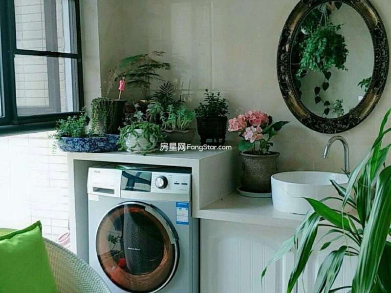 4室2廳2陽臺 濱江俊園萊茵組團陽臺