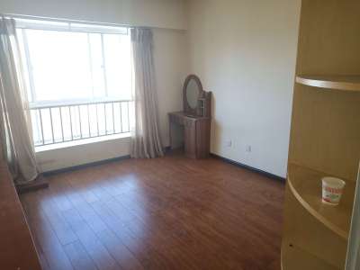 2室2廳1陽(yáng)臺(tái) 新光世紀(jì)城