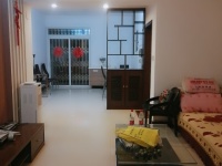 3室2廳2陽臺(tái) 南方公園客廳