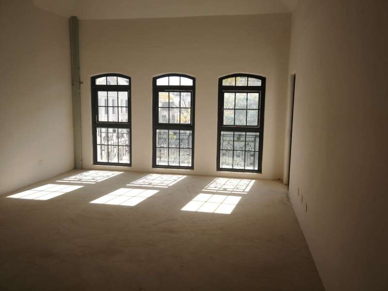 8室3廳4陽臺 滇池ONE一期別墅臥室