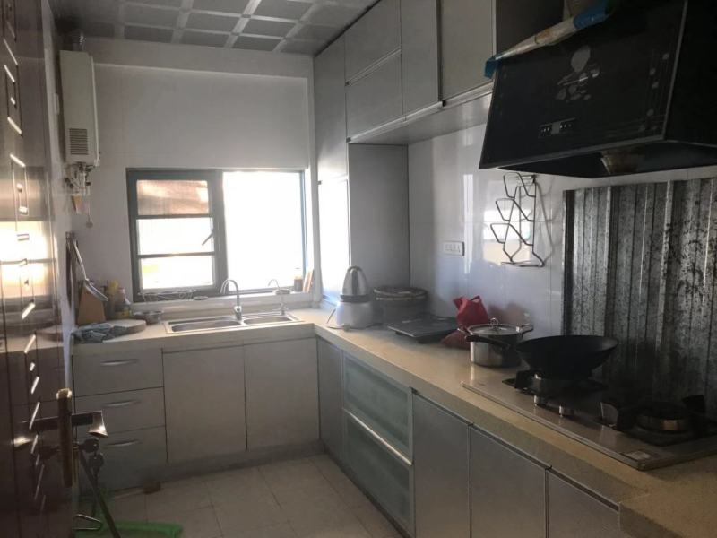 4室2廳2陽臺 滇池嶺秀二期廚房