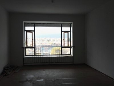 3室2廳1陽臺(tái) 滇池衛(wèi)城錦尚