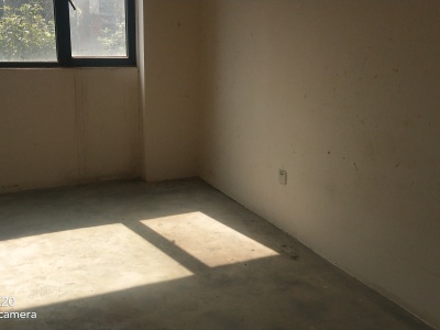 3室2廳1陽(yáng)臺(tái) 半山七哩溪