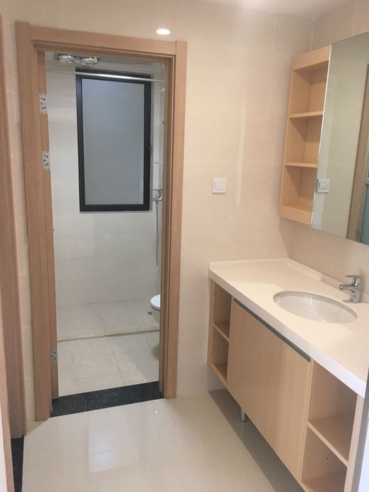 3室2廳1陽(yáng)臺(tái) 金地珺悅衛(wèi)生間