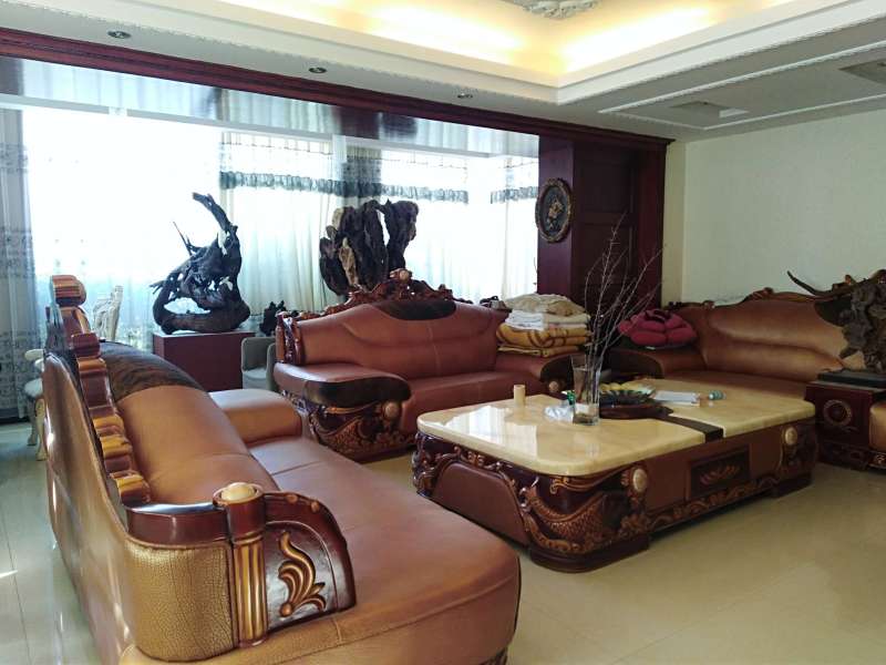 5室2廳3陽臺 錦繡花園別墅客廳