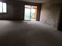 5室2廳2陽臺(tái) 平和花園客廳