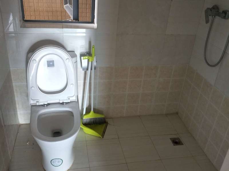 3室2廳2陽臺 北辰小區(qū)杜鵑苑衛(wèi)生間