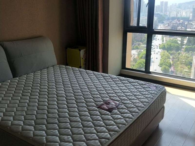 3室1廳1陽(yáng)臺(tái) 濱江俊園一期臥室