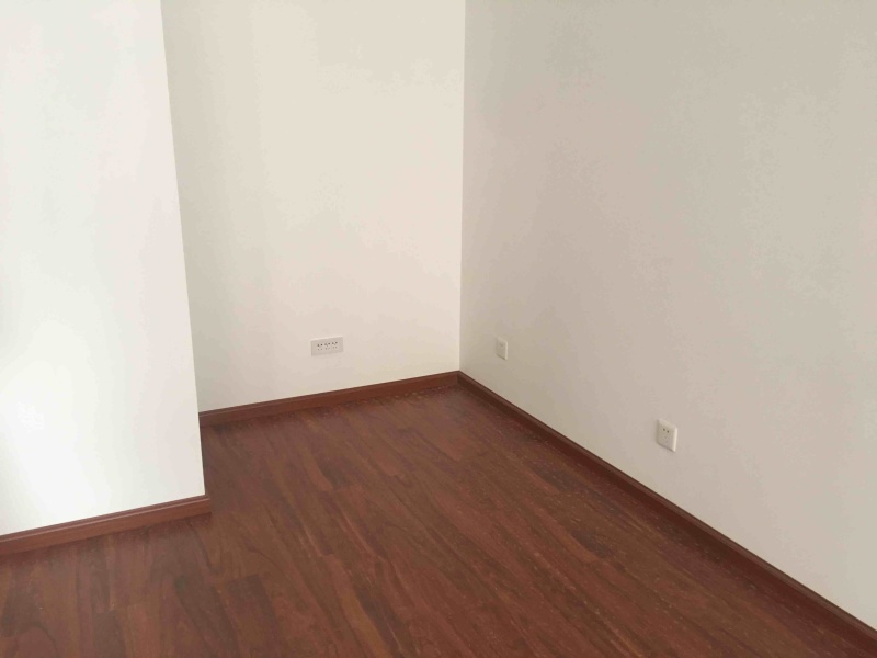 2室2廳1陽(yáng)臺(tái) 實(shí)力壹方城餐廳