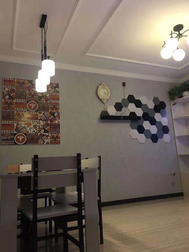 1室1廳1陽臺 恒大云報(bào)華府公寓門廳