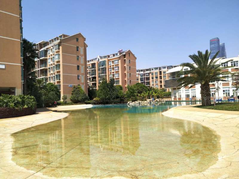 6室2廳3陽臺(tái) 佳湖花園別墅門廳