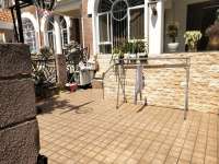 6室2廳3陽臺(tái) 佳湖花園別墅客廳