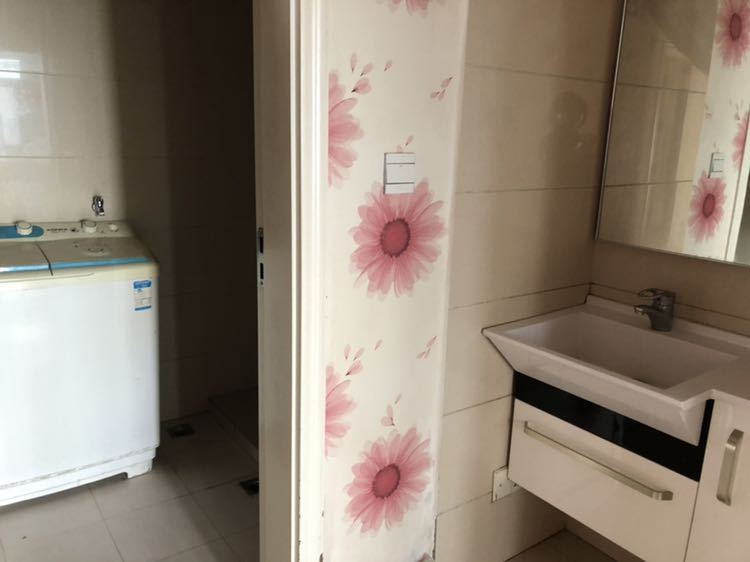 3室2廳1陽臺(tái) 和諧世紀(jì)衛(wèi)生間