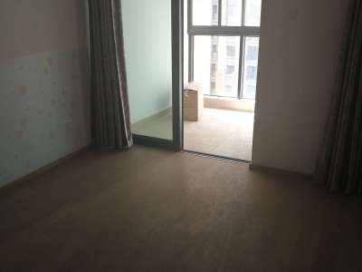 2室2廳2陽臺(tái) 濱江俊園塞納組團(tuán)