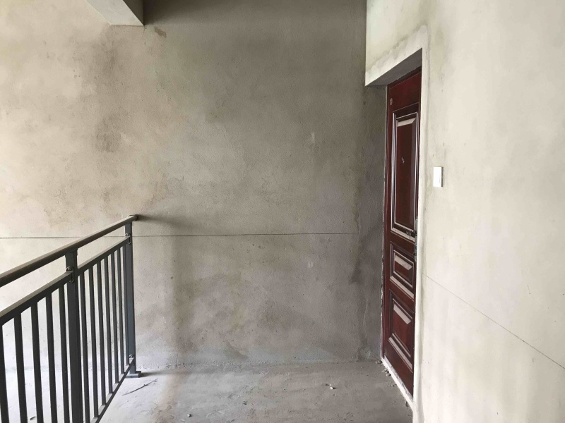 4室2廳2陽臺 未名城A3門廳