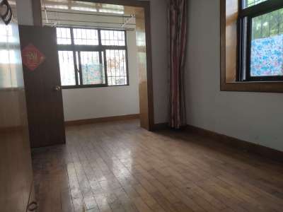 2室2廳 西華小區(qū)春怡里