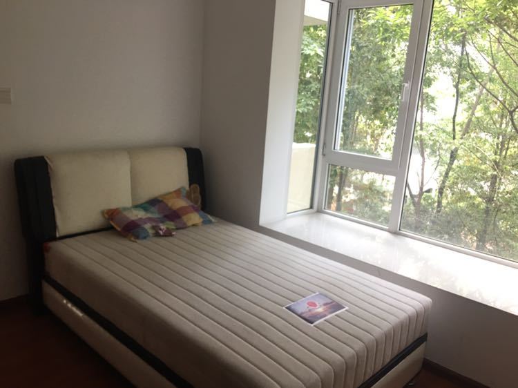 4室2廳1陽臺 世博生態(tài)城云嶺鄰里門廳