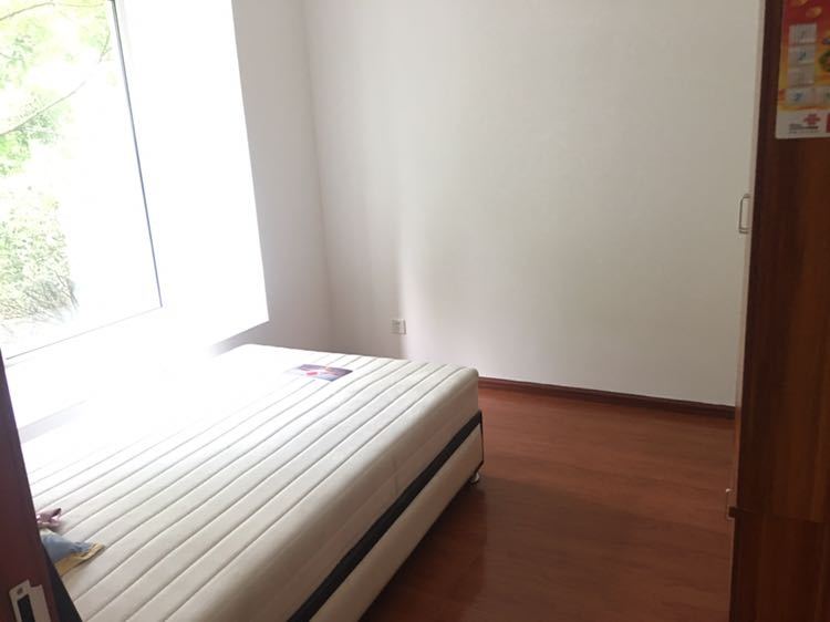 4室2廳1陽臺 世博生態(tài)城云嶺鄰里門廳