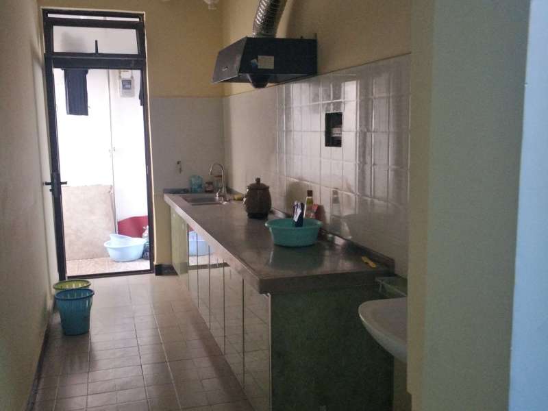 5室1廳1陽臺 萬彩城二期廚房