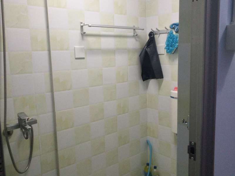 5室1廳1陽臺 萬彩城二期衛(wèi)生間