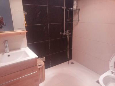 5室2廳2陽(yáng)臺(tái) 世紀(jì)城詠春苑